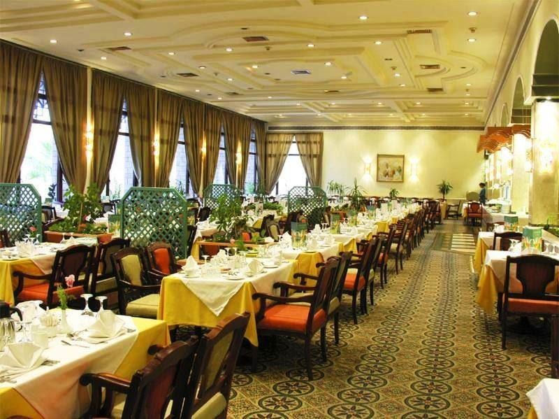 Pyramisa Island Resort Aswan – Hotelansicht
