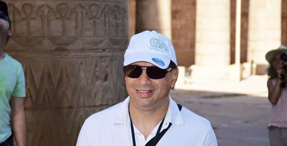 Hisham Basyouny bei einer Reisegruppe