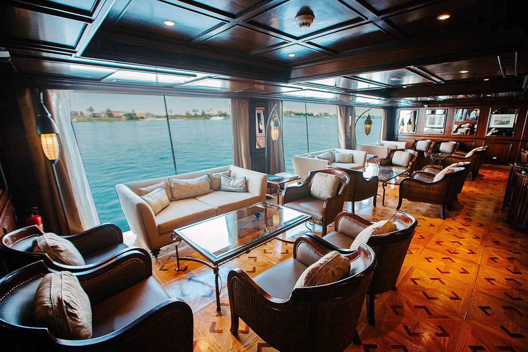 Lounge an Bord der MS Tosca