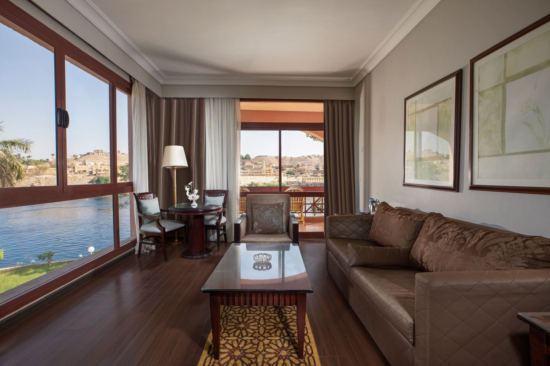 Suite mit Panoramafenstern und Nilblick