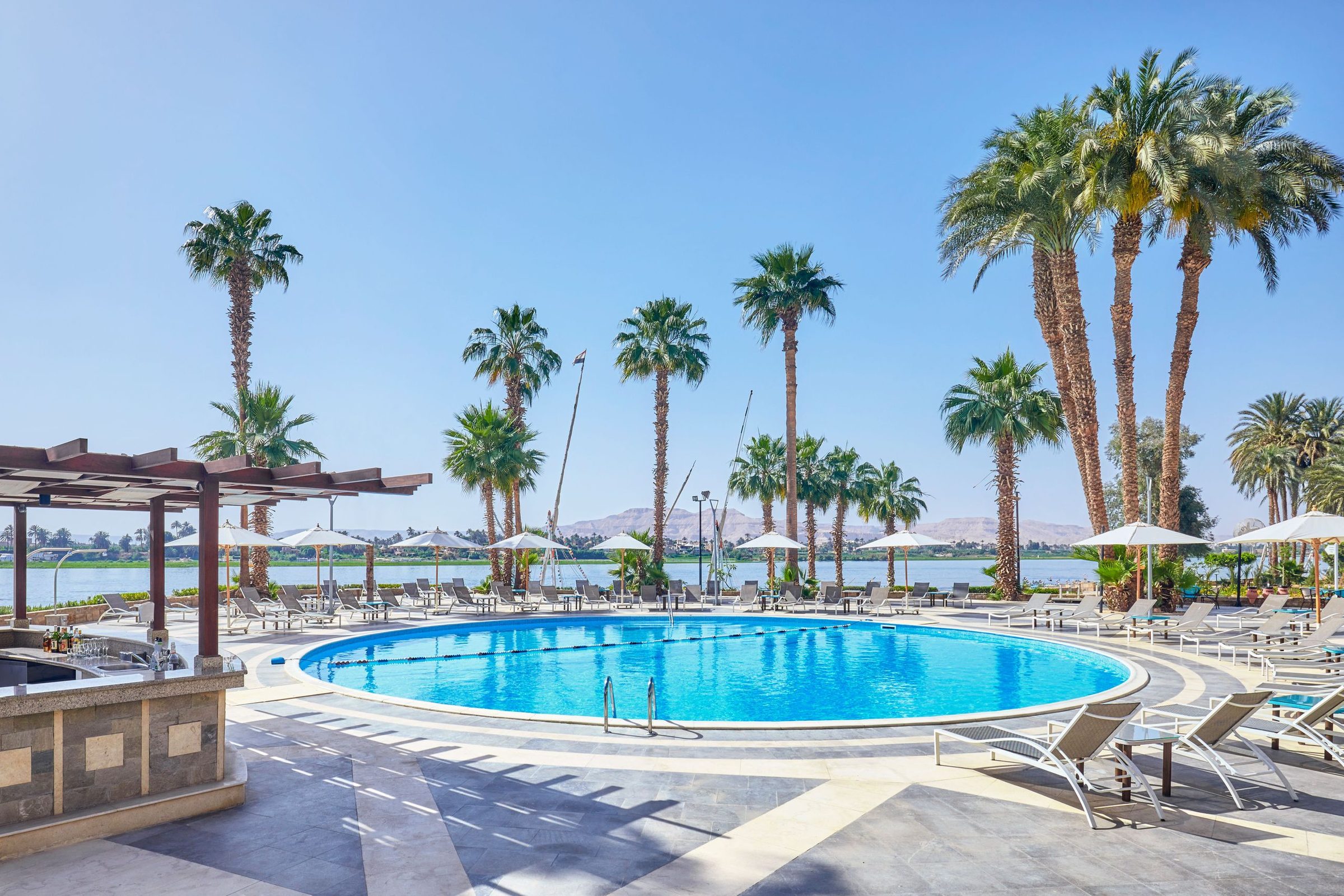 Pool des Steigenberger Resort Achti Luxor am Nil